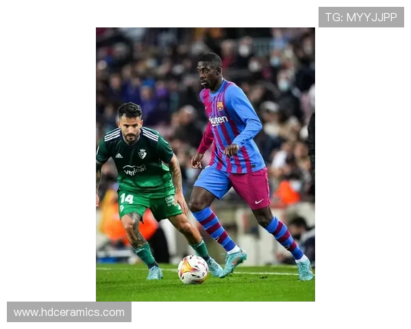 哈兰德专注足球 哈兰德专注足球