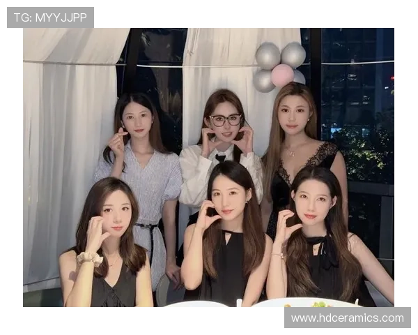 卢玉菲训练完直接拎爱马仕去吃米其林，这姐的日常比偶像剧还敢拍