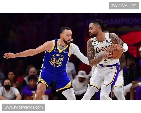 拉塞尔高效防守主导内线篮板，季后赛威胁明显提升球队竞争力